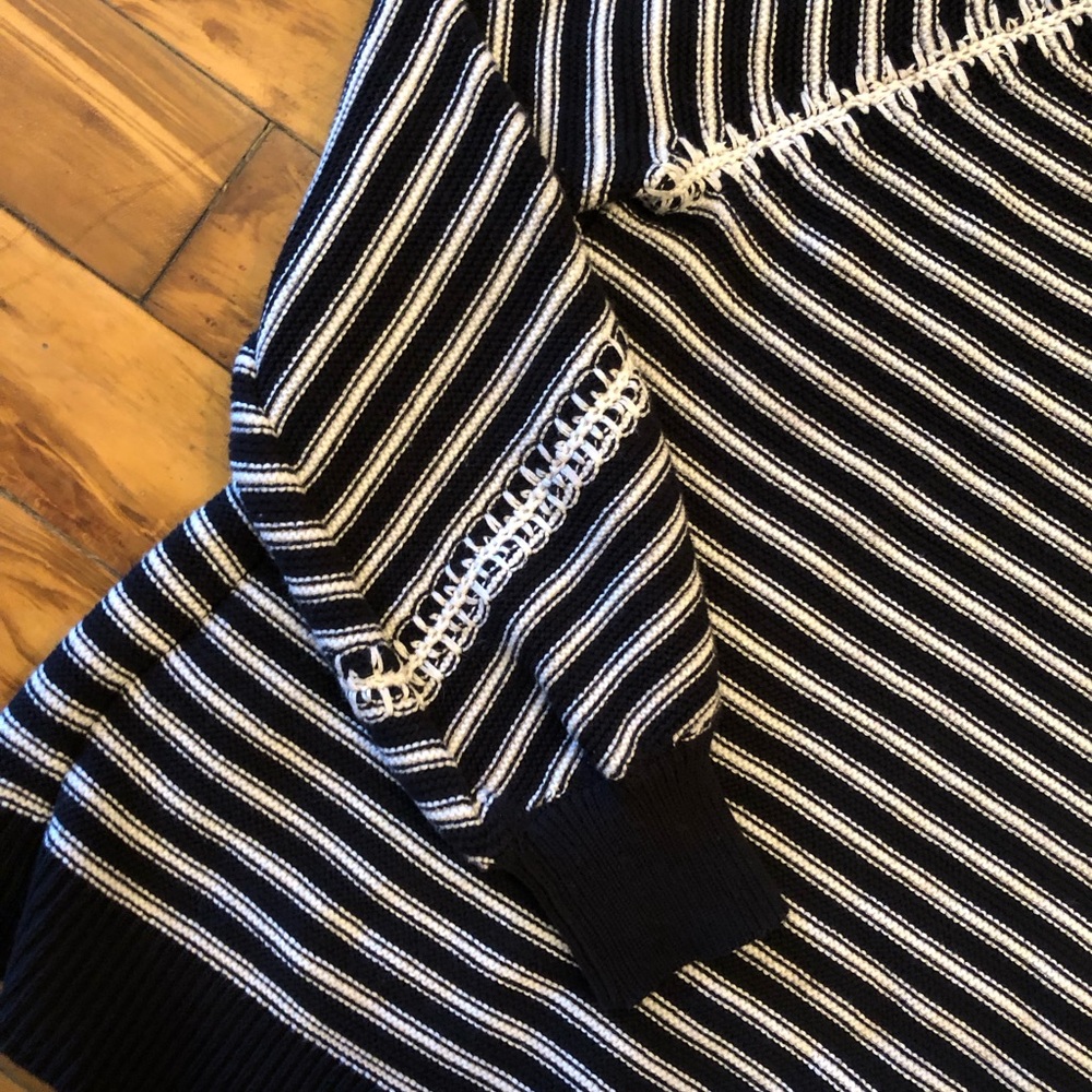 Loft Sweater - Picture 2 of 3